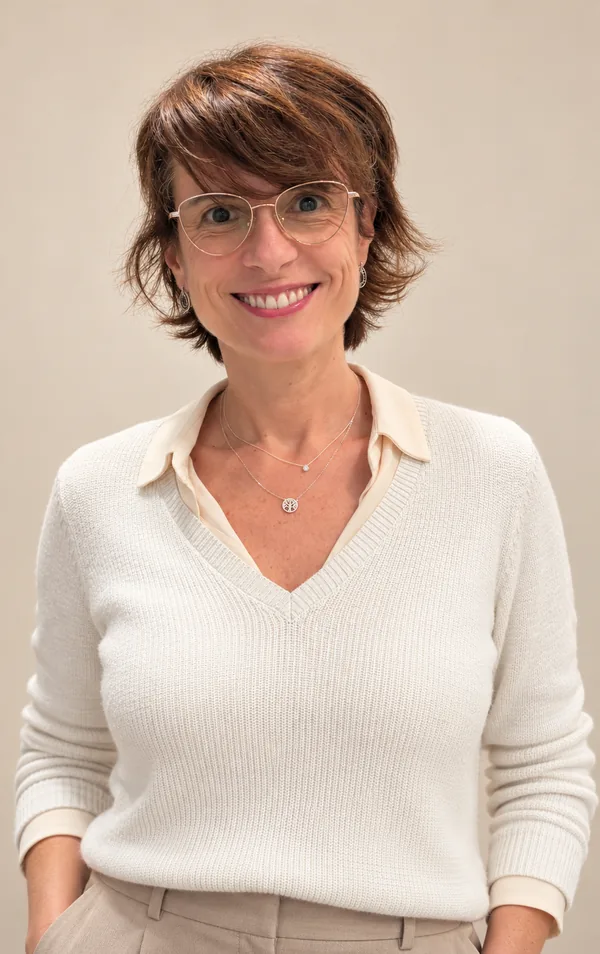 Dra. Sabrina Fernandes